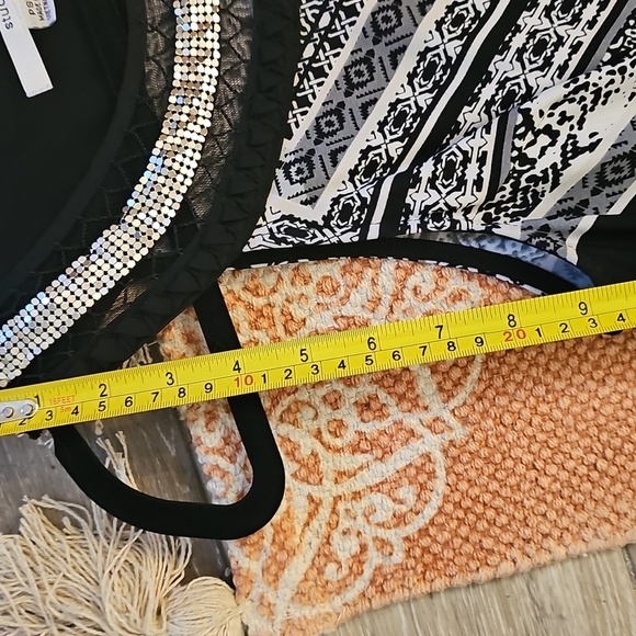 Studio One Black and White Geometric Maxi Dress - Picture 9 of 9